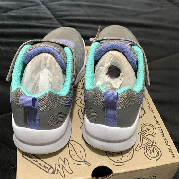 Skechers Girl's Microspec - Bold Delight Sneaker |Gray | Textile/Synthetic - Picture 5 of 16